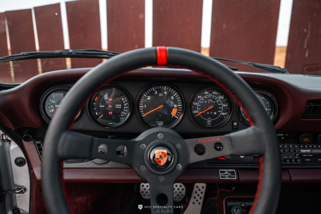 Porsche 911 Carrera 3.2 (US)