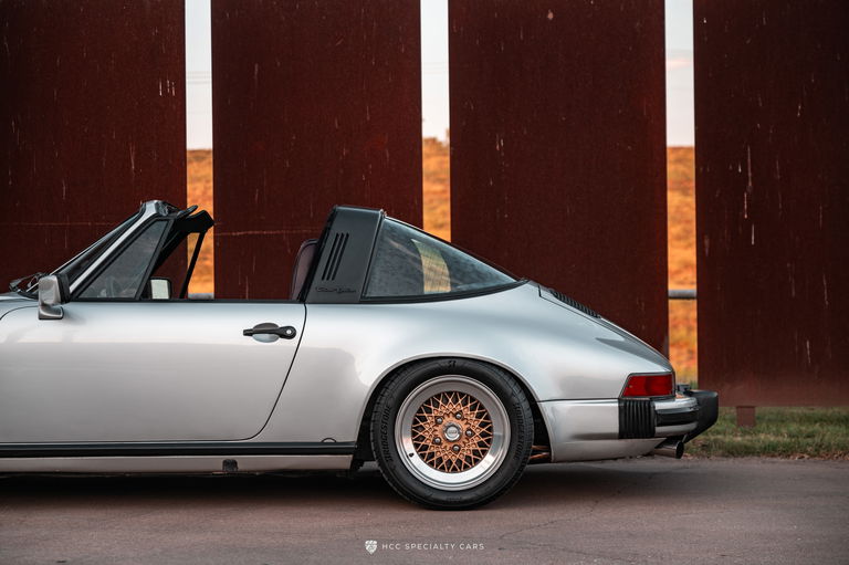 Porsche 911 Carrera 3.2 (US)
