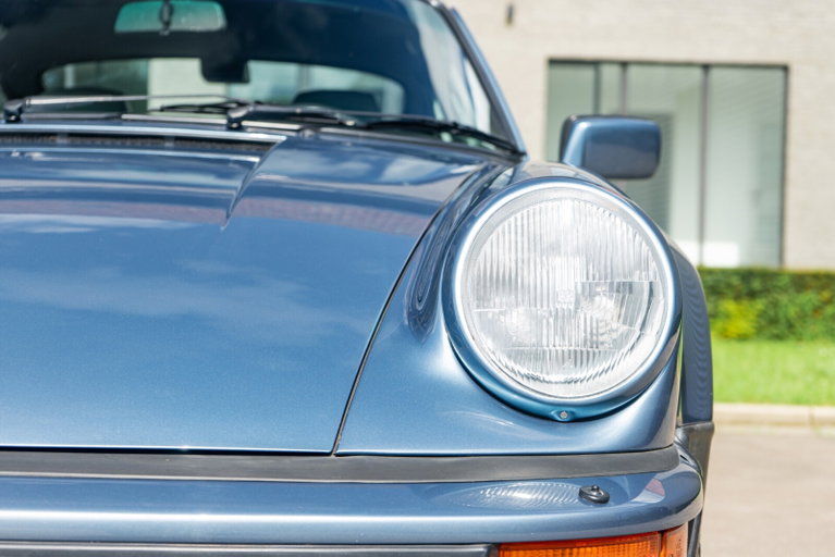 Porsche 911 Turbo 3.3 (US)
