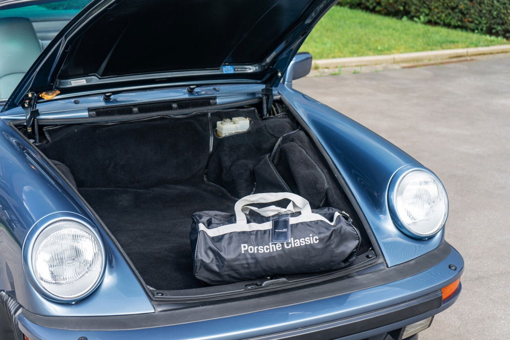 Porsche 911 Turbo 3.3 (US)