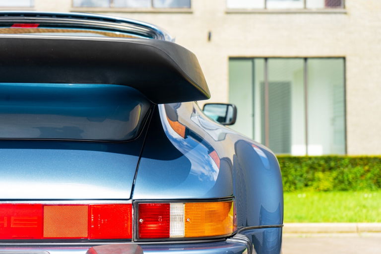 Porsche 911 Turbo 3.3 (US)