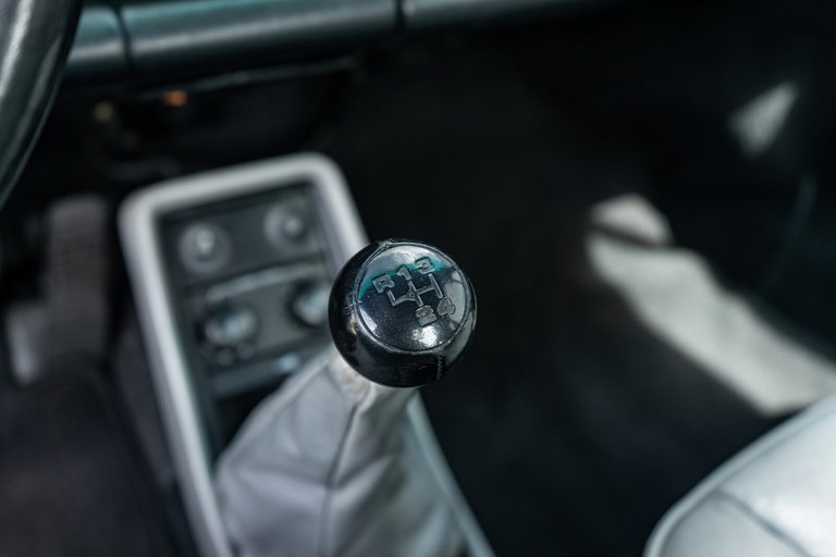 Porsche 911 Turbo 3.3 (US)