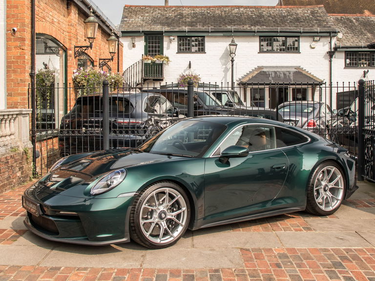 Porsche 992 GT3 Touring