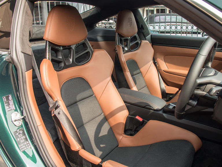 Porsche 992 GT3 Touring