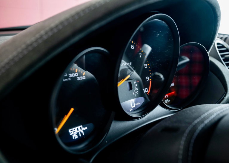 Porsche 718 Cayman GT4 RS