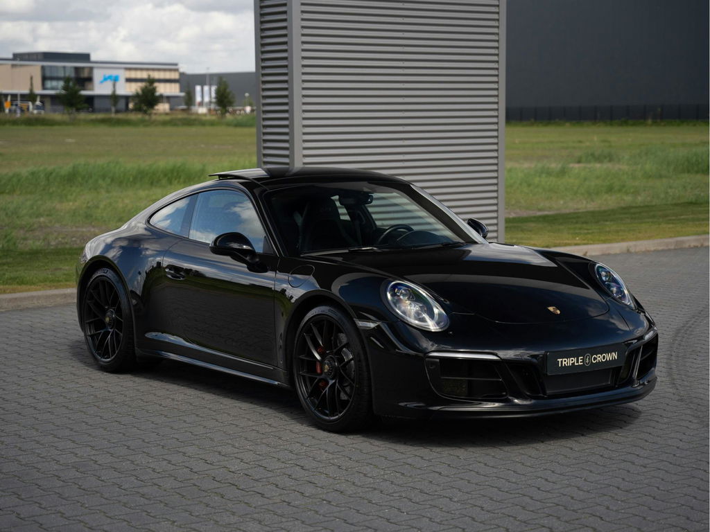 Porsche 991.2 Carrera GTS