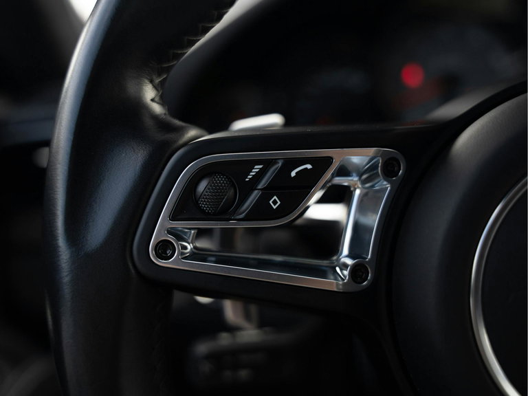 Porsche 991.2 Carrera GTS