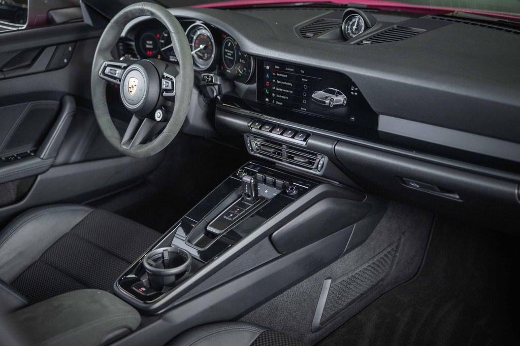 Porsche 992 Carrera T