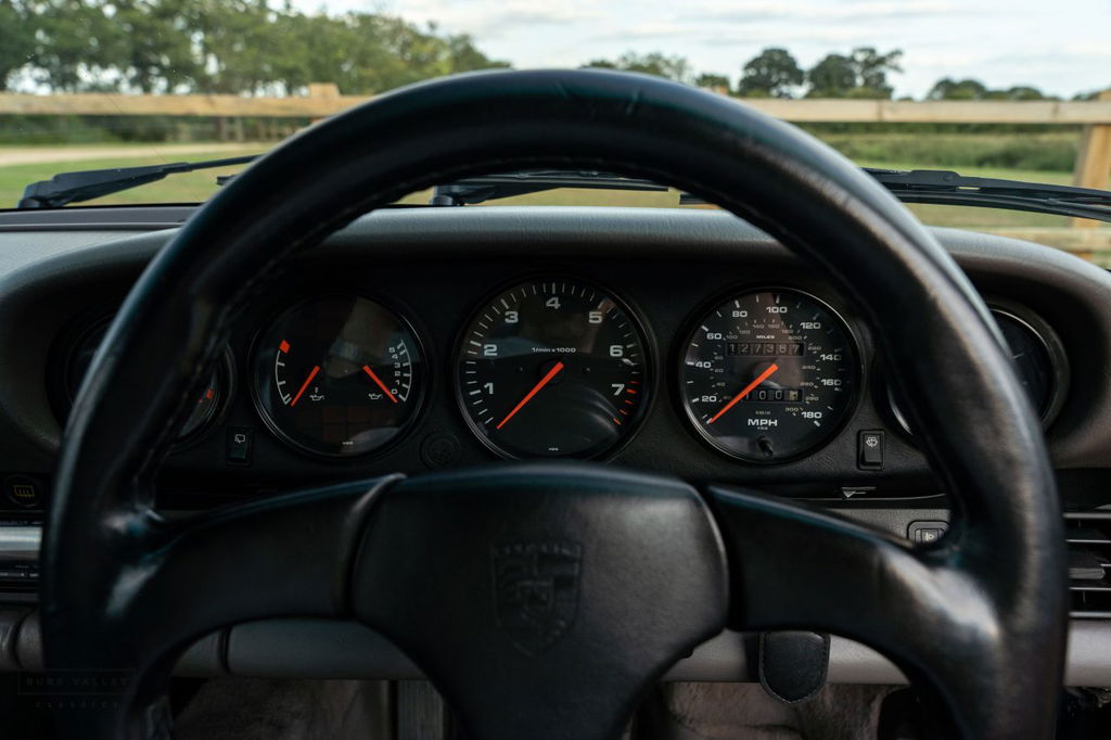 Porsche 964 Carrera 2