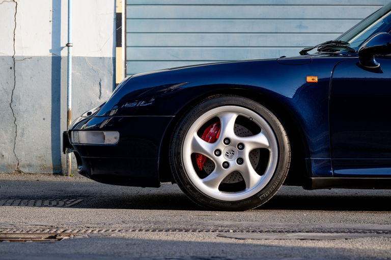 Porsche 993 Carrera 4S