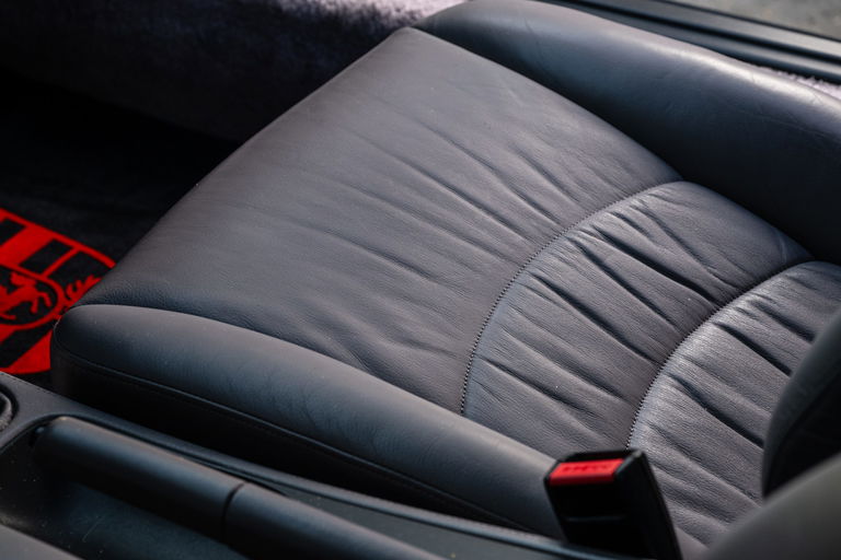 Porsche 993 Carrera 4S