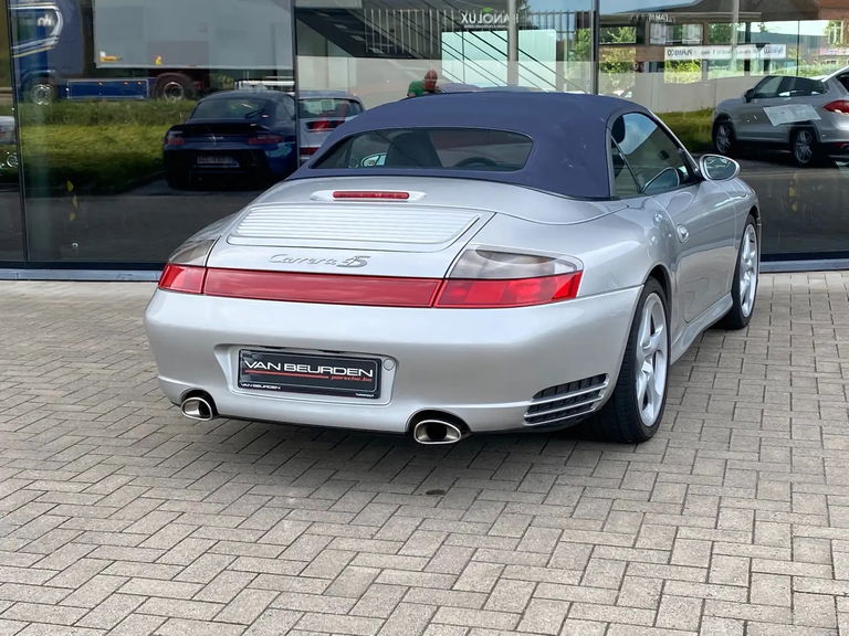 Porsche 996 Carrera 4S