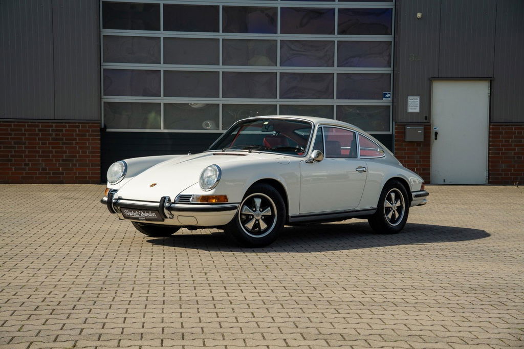 Porsche 911 E