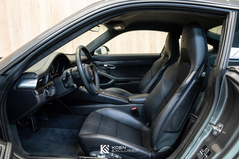 Porsche 991 GT3 Touring