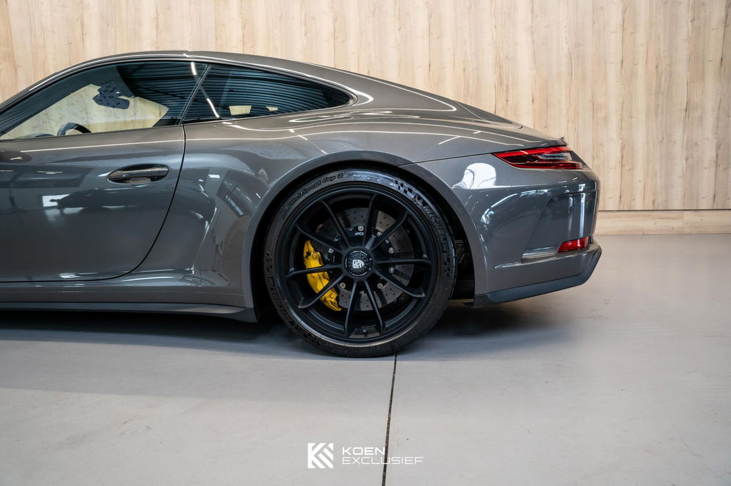 Porsche 991 GT3 Touring