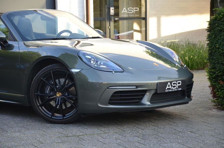 Porsche 718 Boxster