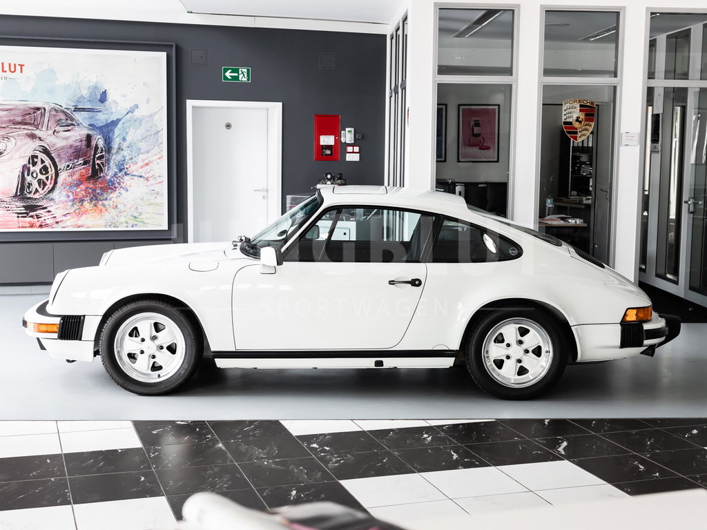 Porsche 911 Carrera 3.2 (US)