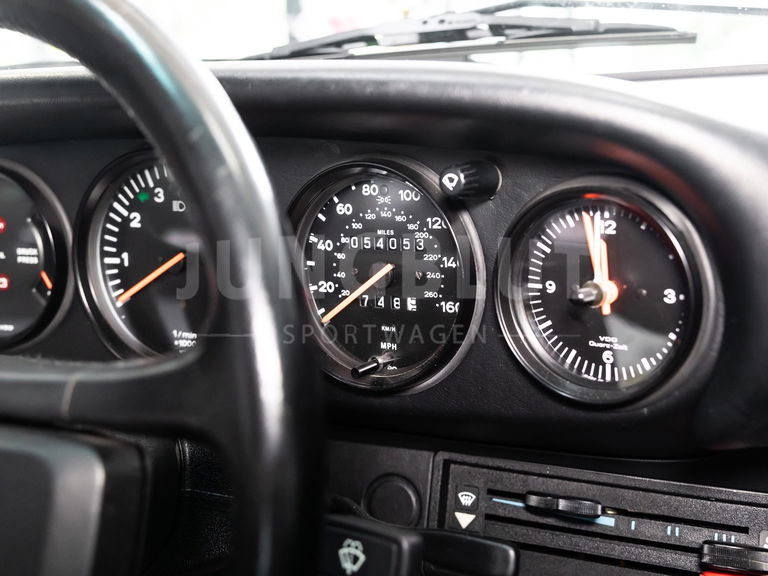 Porsche 911 Carrera 3.2 (US)