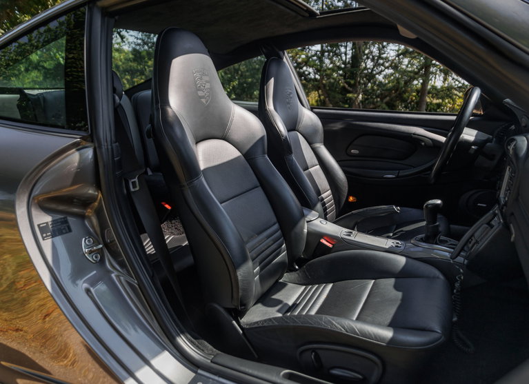 Porsche 996 Carrera 4S