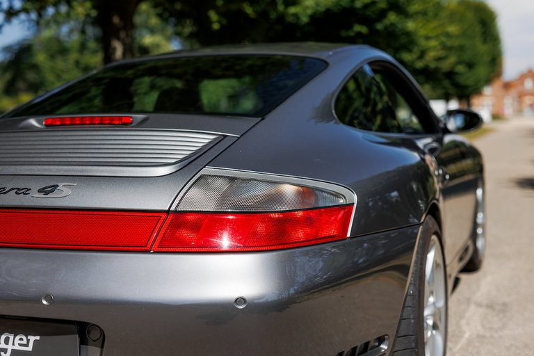 Porsche 996 Carrera 4S