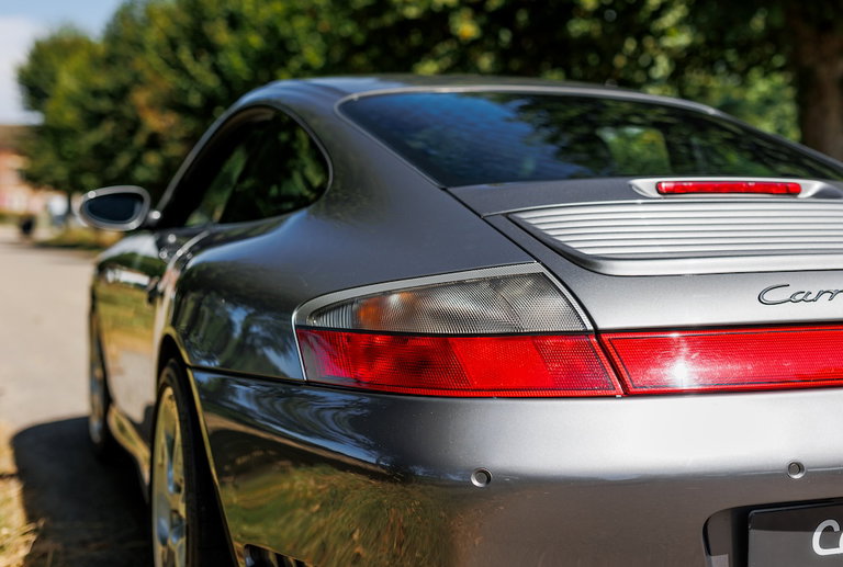 Porsche 996 Carrera 4S