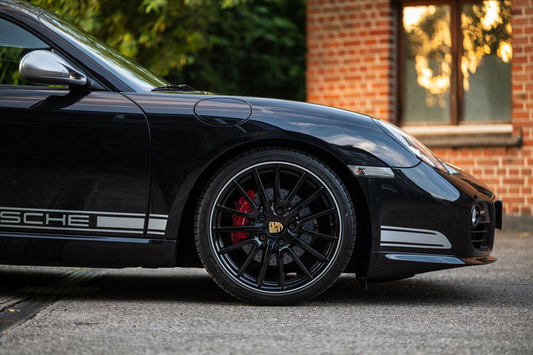 Porsche 987 Cayman R