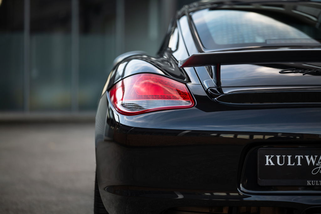 Porsche 987 Cayman R