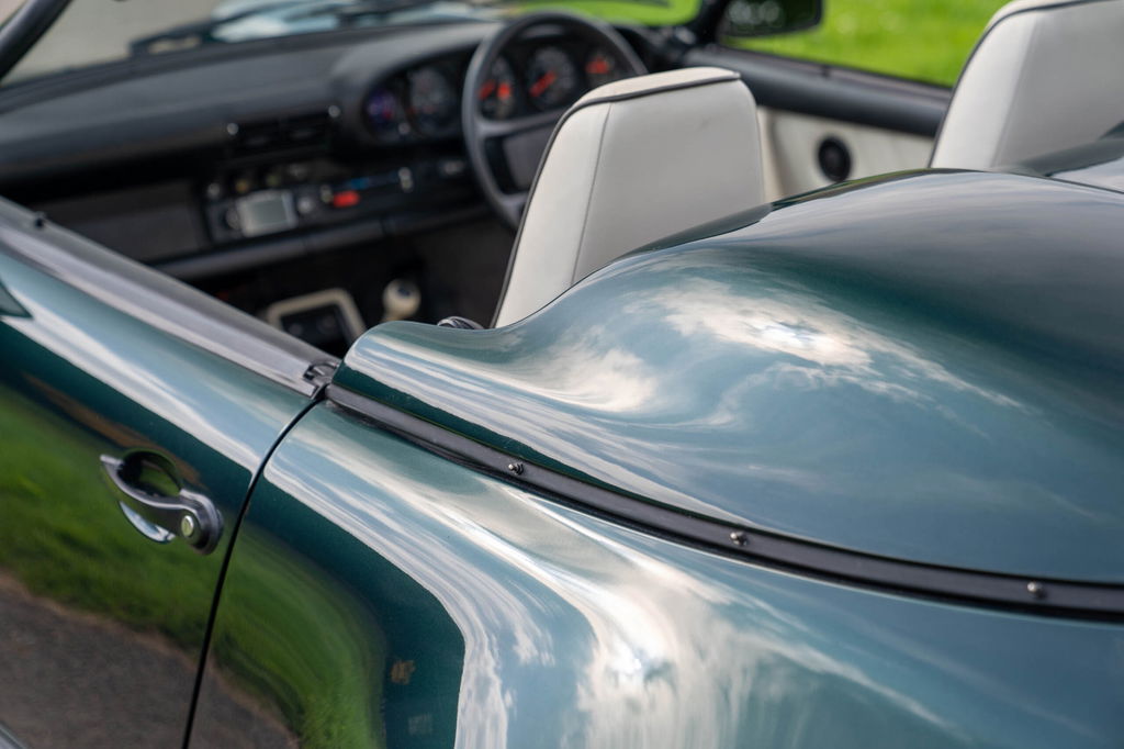 Porsche 911 Carrera 3.2 Speedster
