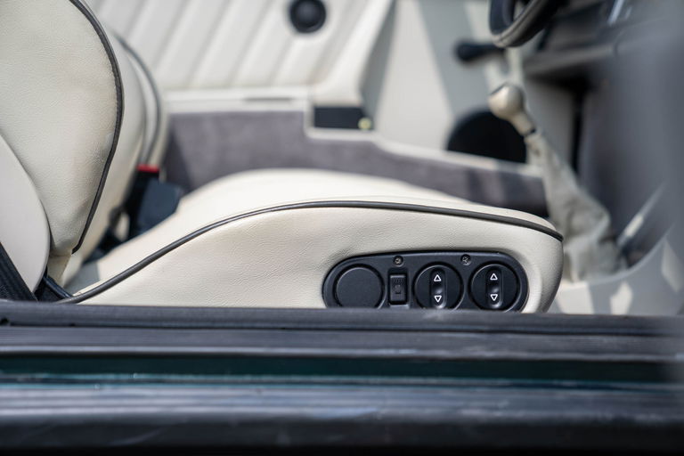 Porsche 911 Carrera 3.2 Speedster