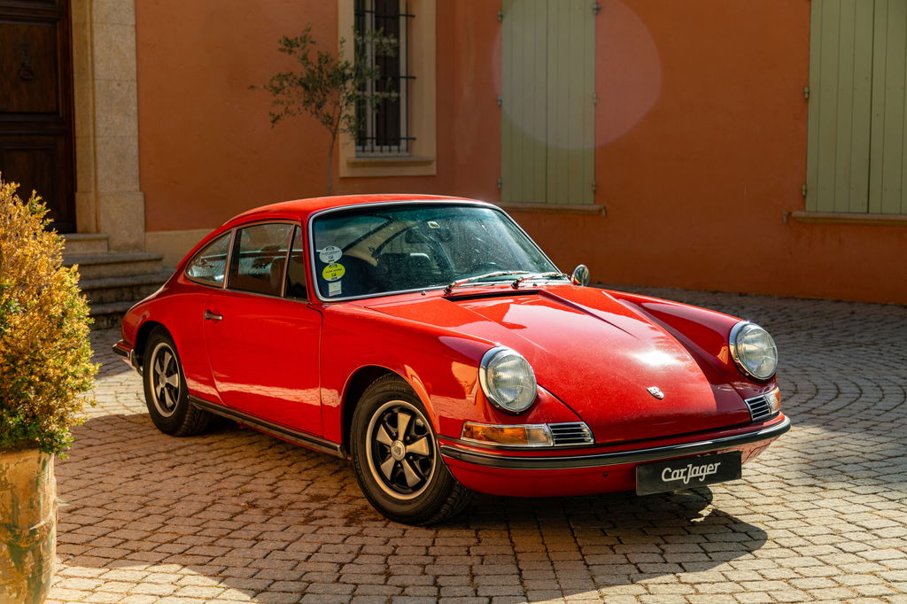 Porsche 911 E