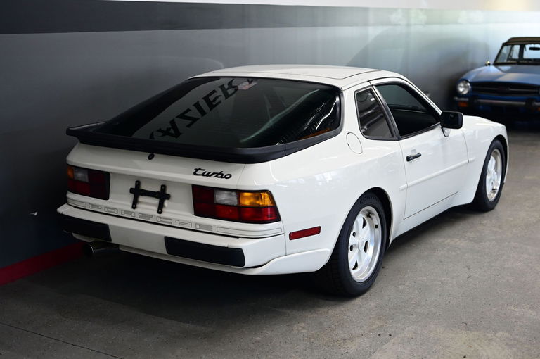 Porsche 944 Turbo Coupé