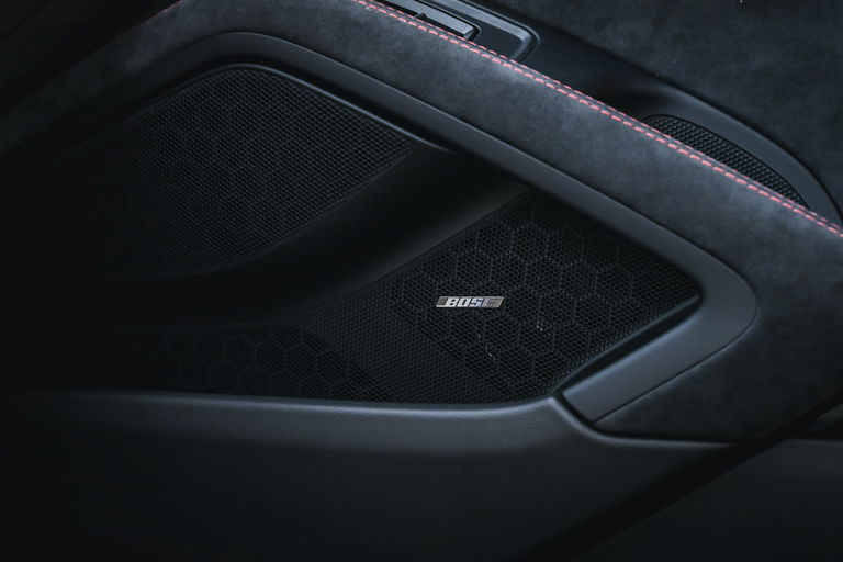 Porsche 718 Cayman GT4 Sports Cup Edition