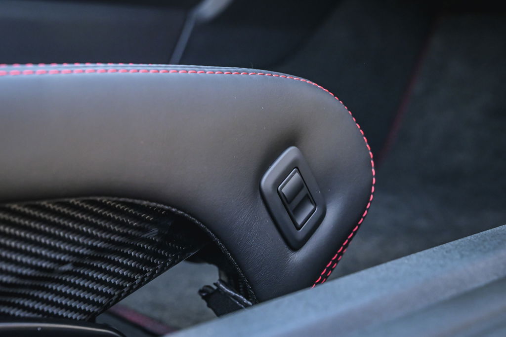 Porsche 718 Cayman GT4 Sports Cup Edition