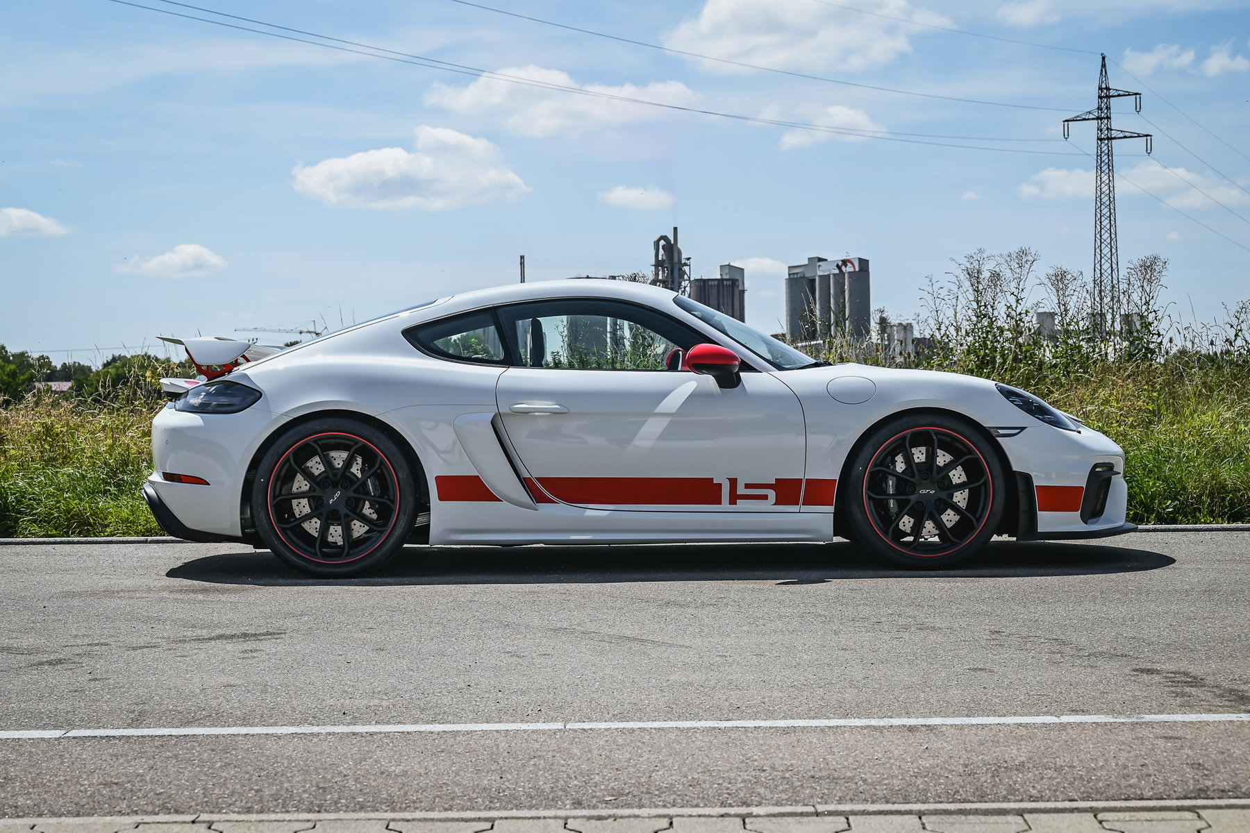 Porsche 718 Cayman GT4 1718限定 sports cup Exclusive special-edition model in motor sports design - Porsche