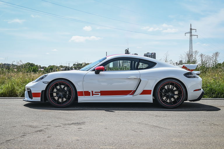 Porsche 718 Cayman GT4 Sports Cup Edition