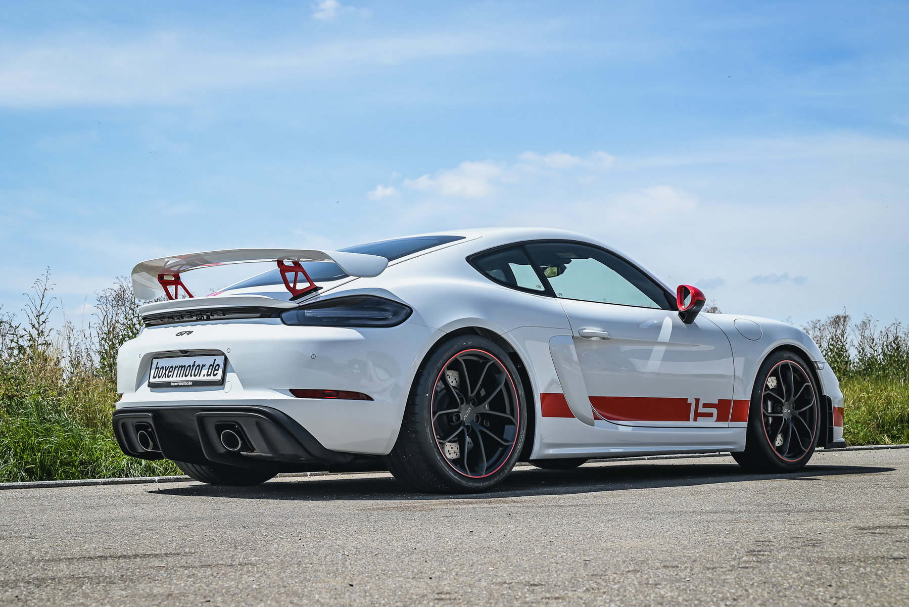 Porsche 718 Cayman GT4 1718限定 sports cup Porsche 718 Cayman GT4 Sports Cup Edition 2020 - elferspot.com