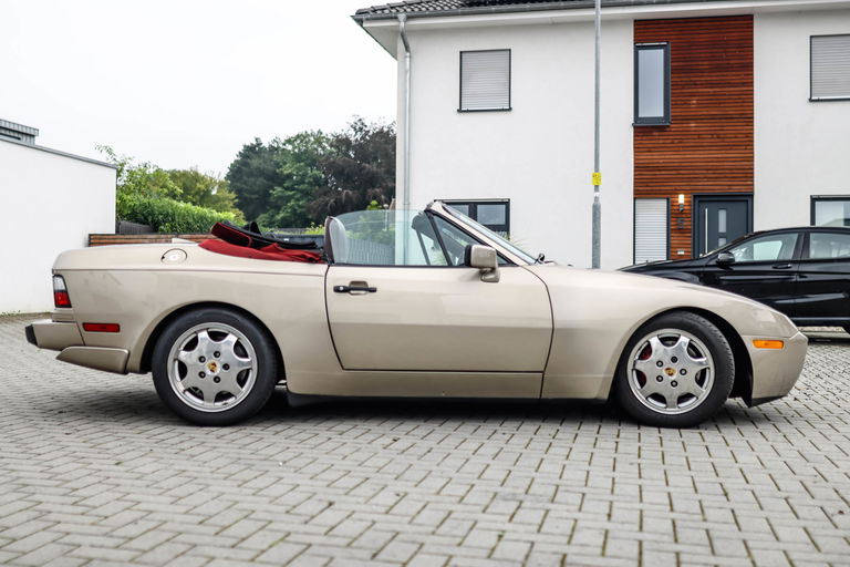 Porsche 944 S2 Cabriolet
