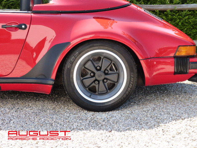 Porsche 911 Carrera 3.2 Speedster