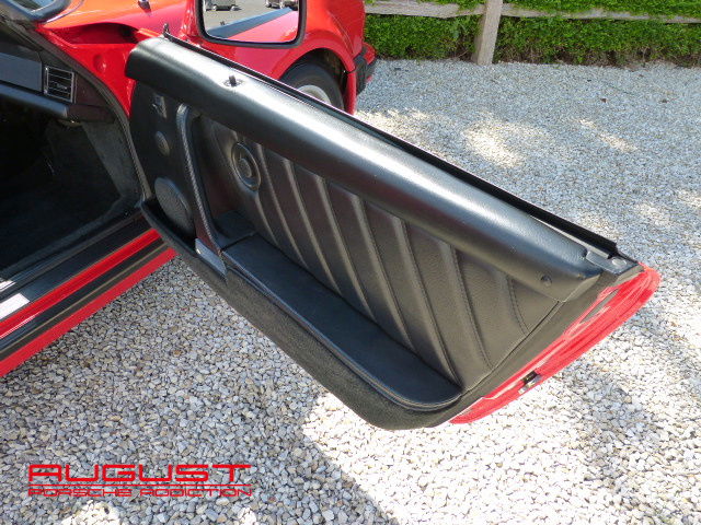 Porsche 911 Carrera 3.2 Speedster