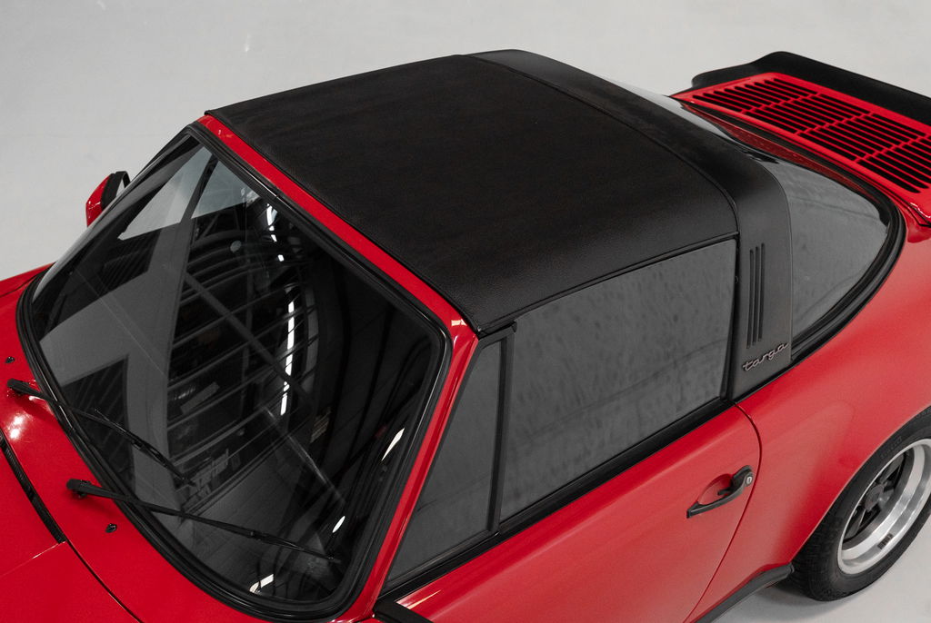 Porsche 911 Carrera 3.2 (US)