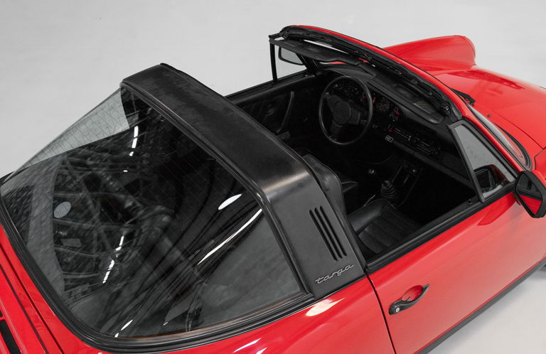 Porsche 911 Carrera 3.2 (US)