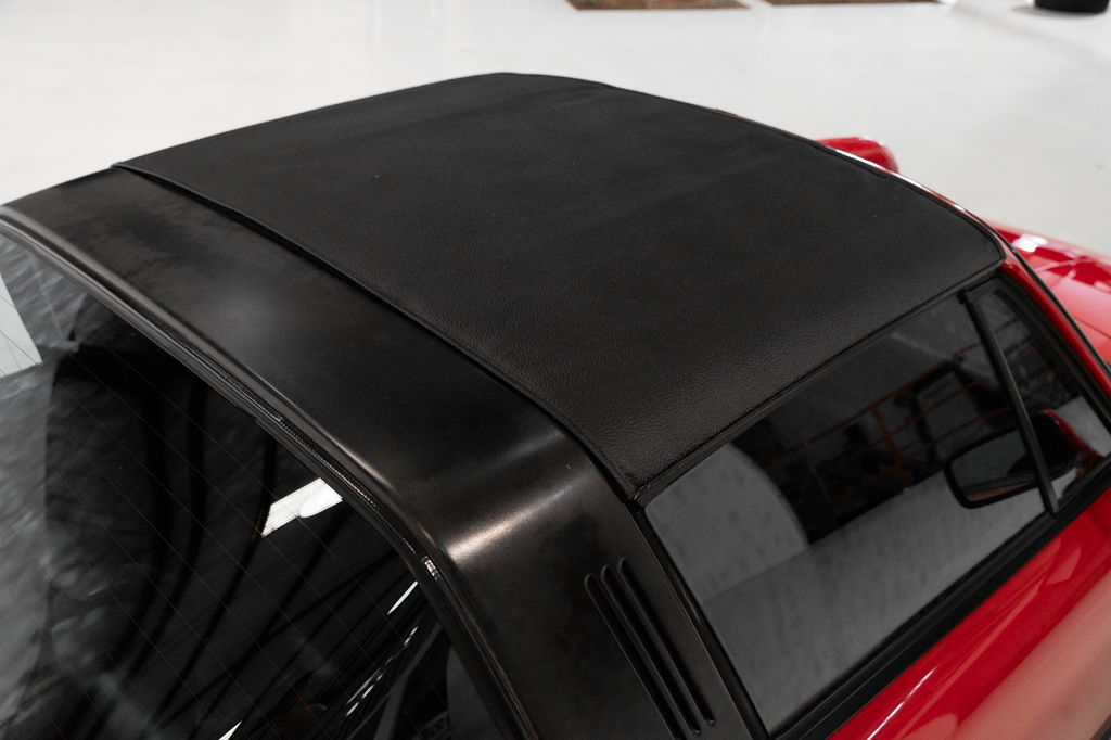 Porsche 911 Carrera 3.2 (US)