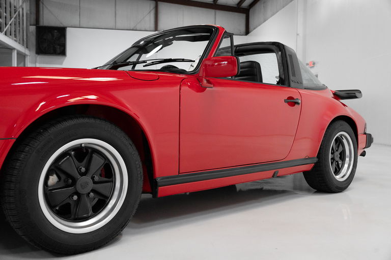 Porsche 911 Carrera 3.2 (US)