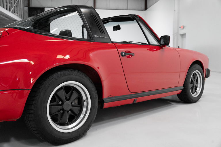 Porsche 911 Carrera 3.2 (US)