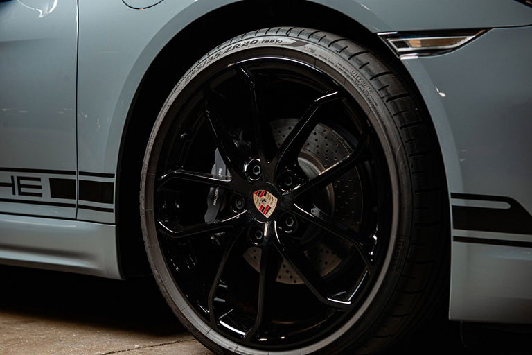 Porsche 718 Cayman Style Edition