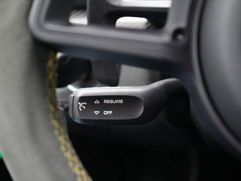 Porsche 718 Cayman GT4 RS