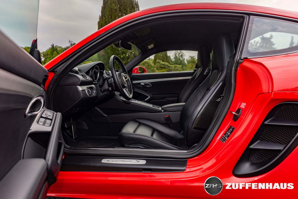 Porsche 718 Cayman S