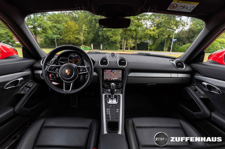 Porsche 718 Cayman S