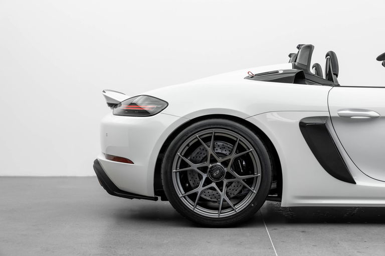 Porsche 718 Spyder RS