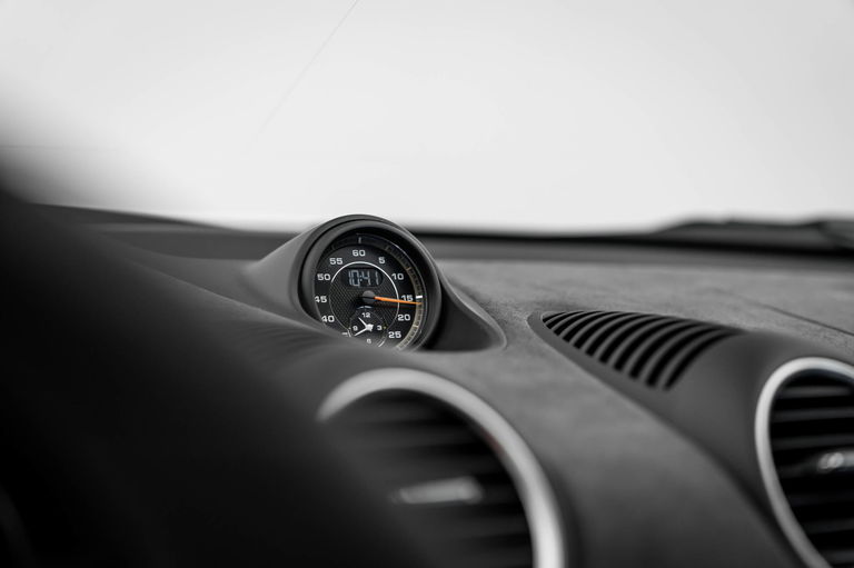 Porsche 718 Spyder RS